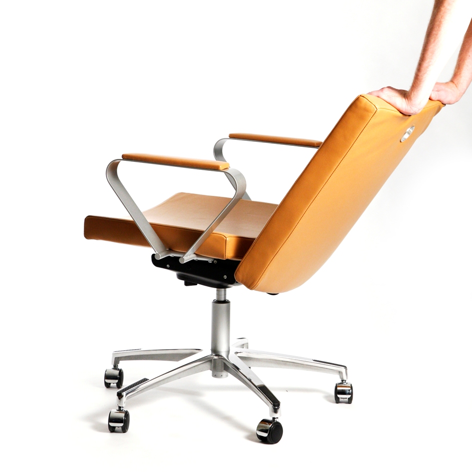 Складные стулья и кресла для офиса