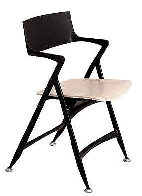 Складные стулья для посетителей офиса